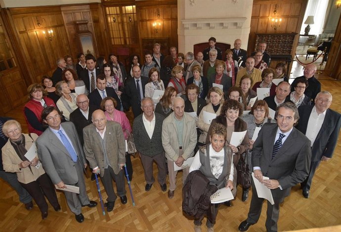 Presentación Del Programa De Atención A Personas Vulnerables