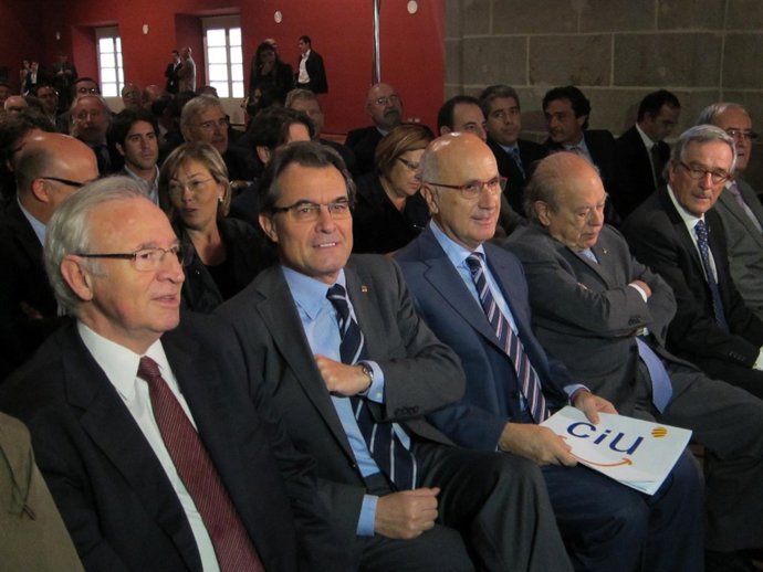 M.Valls, El Pte.A.Mas, J.A.Duran Y El Ex Pte.J.Pujol