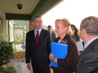 Gallardón recuerda que el cambio no se produce contestando a una encuesta sino acudiendo a las urnas