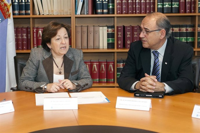 A conselleira de Sanidade, Pilar Farjas Abadía, recibirá ao presidente da Organi