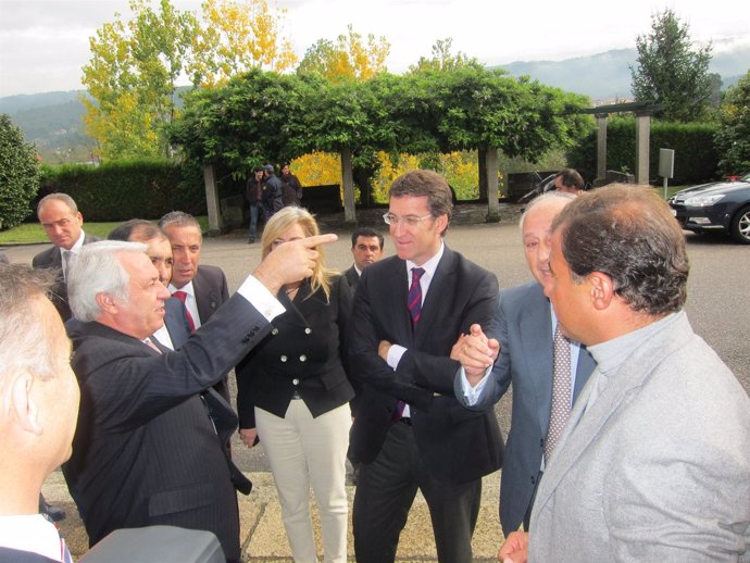 El presidente de la Xunta, Alberto Núñez Feijóo visita CZ en O Porriño.
