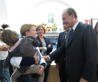 De la Torre apuesta por mejorar la economía de España para incrementar el esfuerzo en materia social