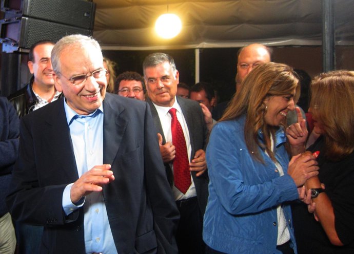 Alfonso Guerra Durante El Acto De Apertura De Campaña En Sevilla