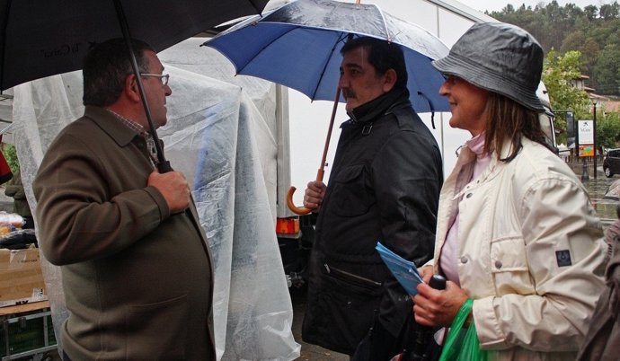 Madrazo Y Piñeiro En El Mercado De Cabezón Del Sal 