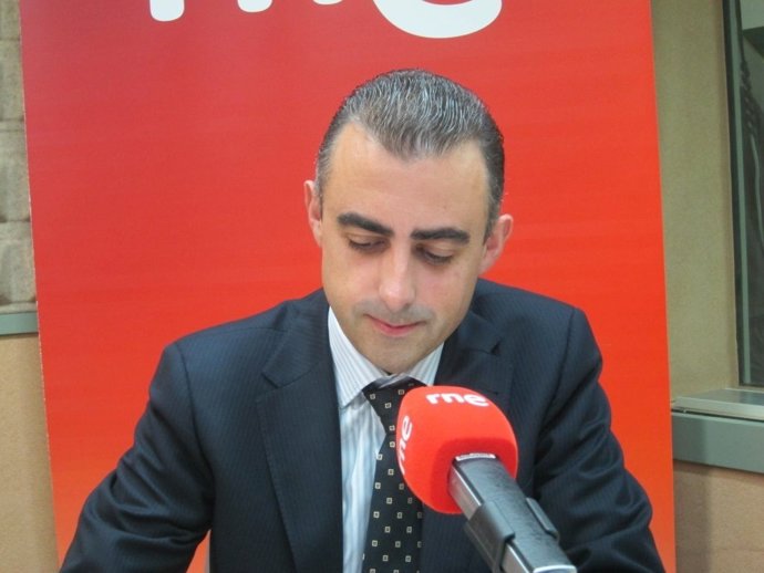 Roberto Media, Director De Cantur 