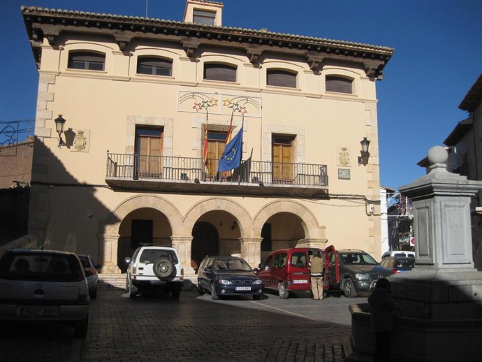 Uno De Los Ayuntamientos De La Provincia