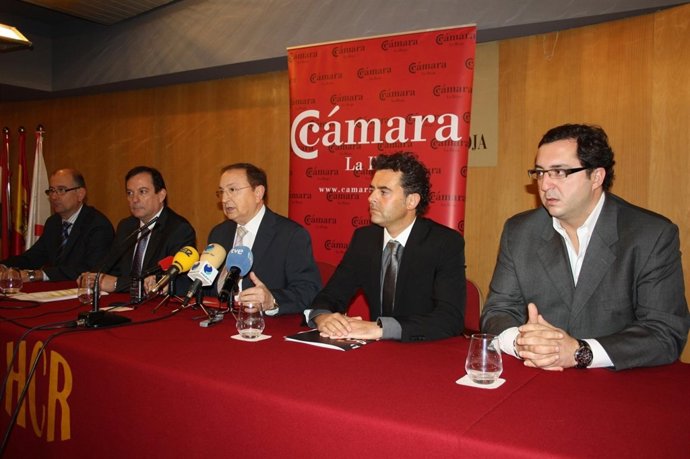 Muga, Elastoran Y Grupo Morón Ganan Los Premios Internacionalización