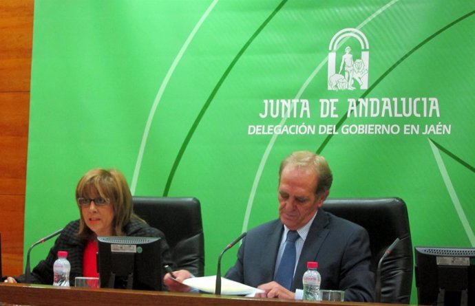 Gálvez Y Muñoz Presentan Los Datos Del Plan Infoca 2011.