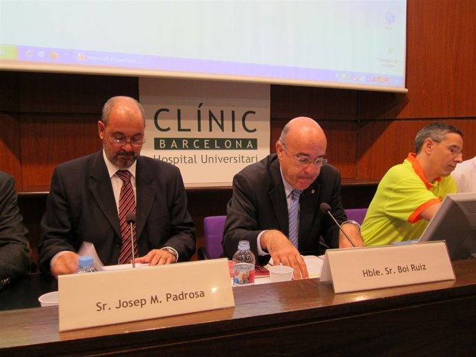 El Conseller De Salud Boi Ruiz Y El Director Del Catsalut, J.M.Padrosa