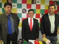 Valderas anima a votar en contra del "transfuguismo político" encabezado por Rosa Aguilar