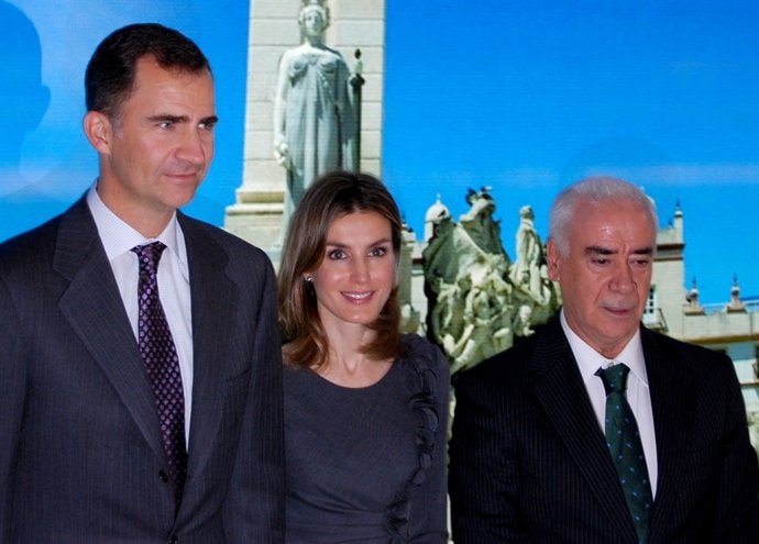 Los Príncipes De Asturias Visitan El Pabellón De Andalucía En La WTM 