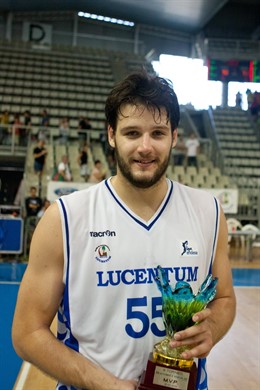 El Ala Pívot Del Lucentum Alicante Kaloyan Ivanov