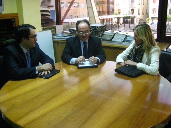 Antonio Trigueros, Luis Mengual Y Ana Martínez Vidal