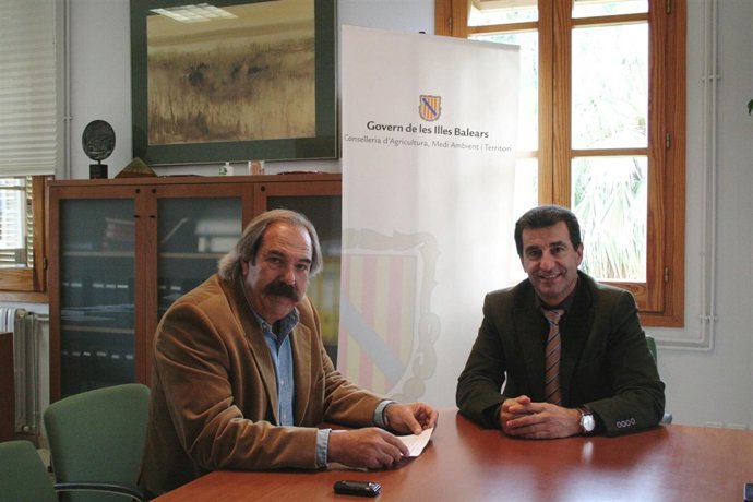 Presidente De Asaja Y Conseller De Agricultura