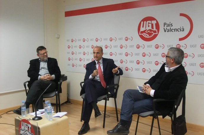 Miguel Sebastián Interviene En La Sede De UGT En Castellón