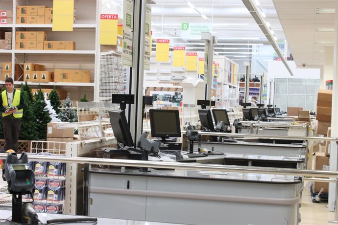 CAJA  DE LEROY  MERLIN , CC  ABADIA