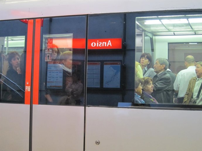 Unidad De Metro Bilbao