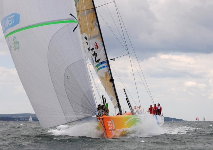 Barco Team Sanya (Vela)