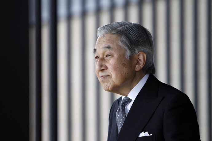 Emperador De Japón, Akihito