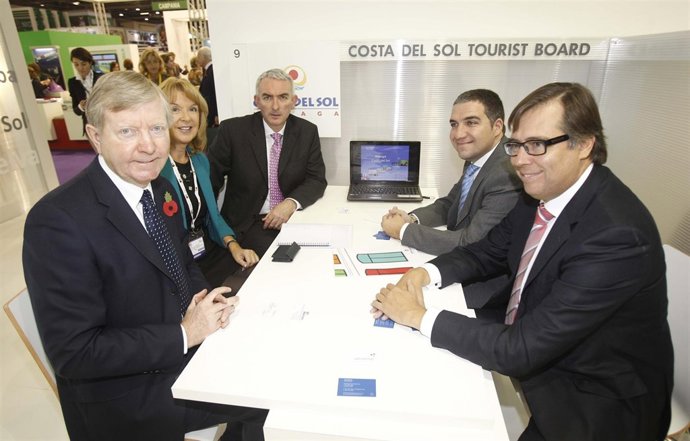 Elías Bendodo Se Reúne Con Profesionales Turísticos En La WTM