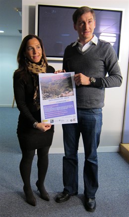 Mónica Figuerola Y Óscar Fernández