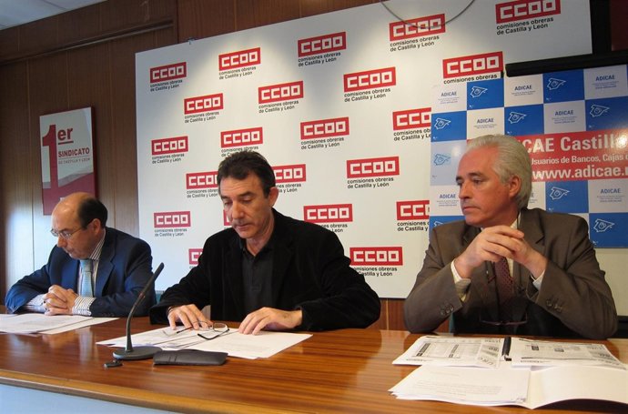 Representantes De CC.OO Y Adicae En Una Rueda De Prensa Sobre Cajas