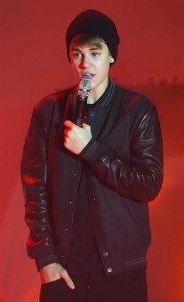 Justin Bieber Cantando