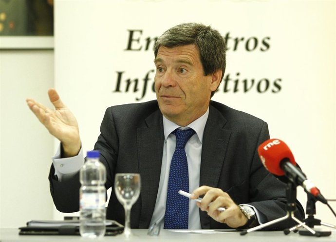 Aurelio Martínez, Presidente De Loterías