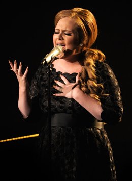 Adele Sobre El Escenario