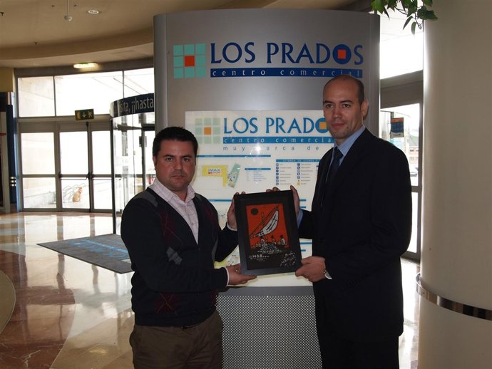 Entrega Del Diploma Al Centro Comercial