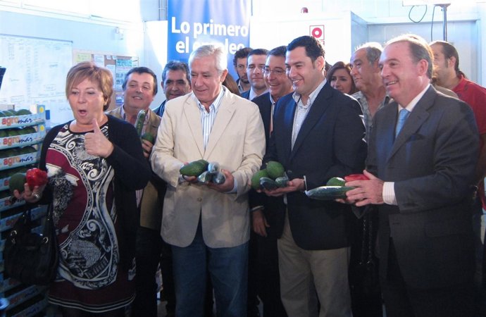 Arenas En Un Acto En Algarrobo (Málaga)