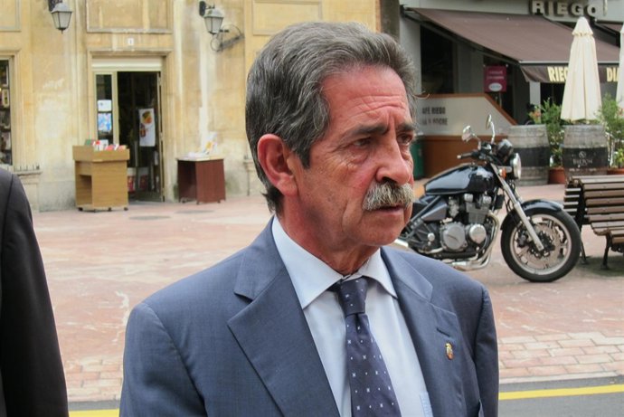 Miguel Ángel Revilla