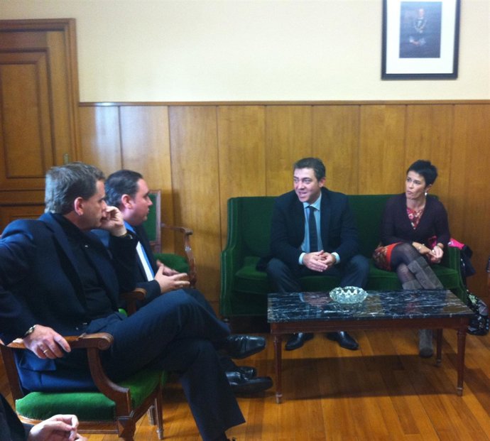 Tobajas, Sebastián,El Vicepresidente Jiménez Y Jurío. 