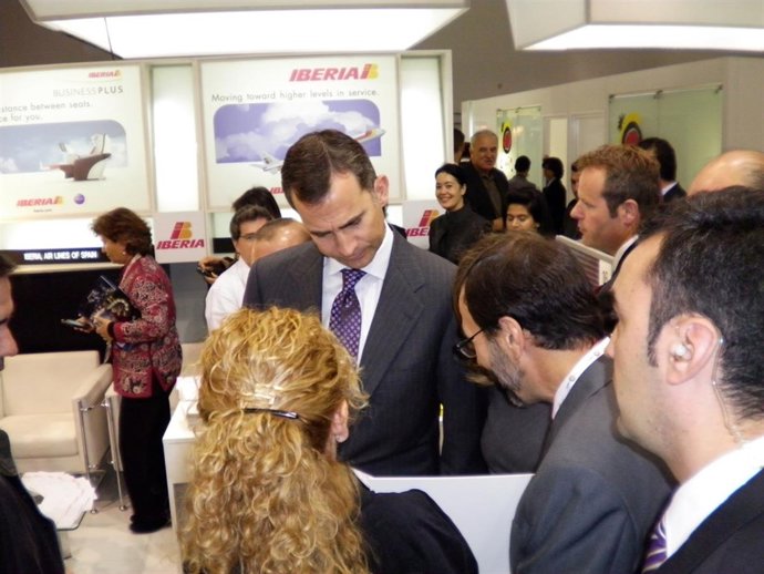 Carlos Erce Explica Al Príncipe Don Felipe.