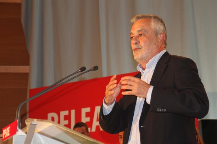 Griñán En El Mitin De Cádiz.