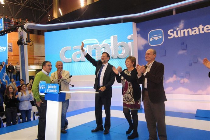 Mitin De Los Populares En Málaga.