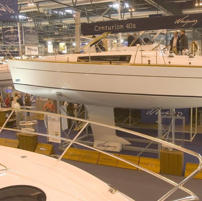 salon nautico madrid foto recurso barco blanco grande