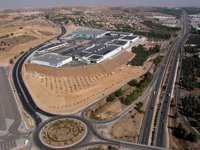 La circulación en el acceso al Parque Comercial 'La Abadía', en Toledo, presenta normalidad