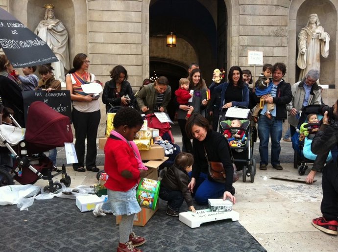 Familias Protestan Al Quedarse Sin Plaza De Guardería