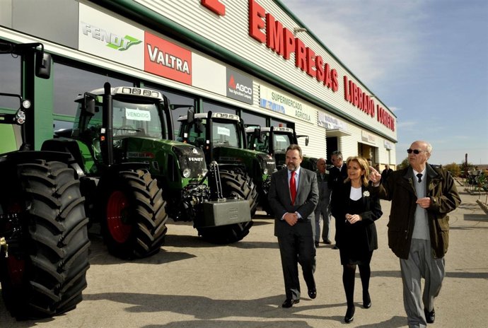 Labrador Visita Una Empresa En Tarancón                  