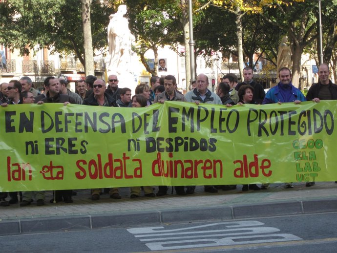 Concentración En Defensa Del Empleo Protegido.