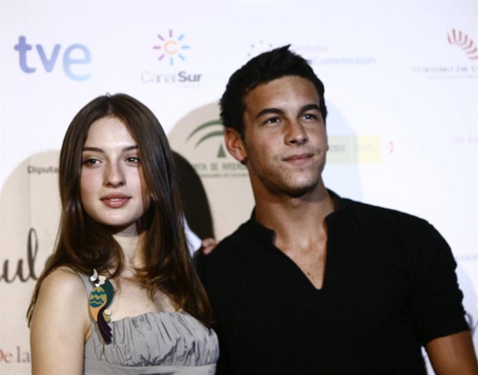 María Valverde Y Mario Casas