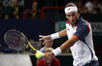 Tenis/París.- Feliciano López se exhibe ante Monfils y logra el billete para octavos