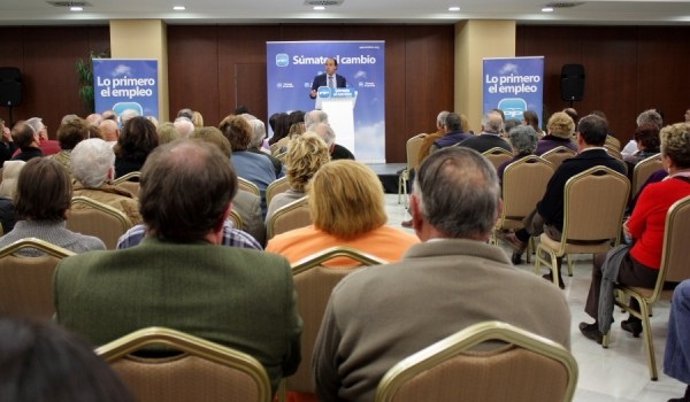 Acto Del PP En Solares