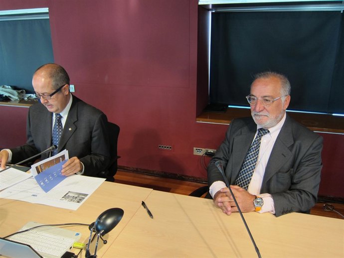 El Conseller F.Puig Y El Director De Tráfico P.Navarro