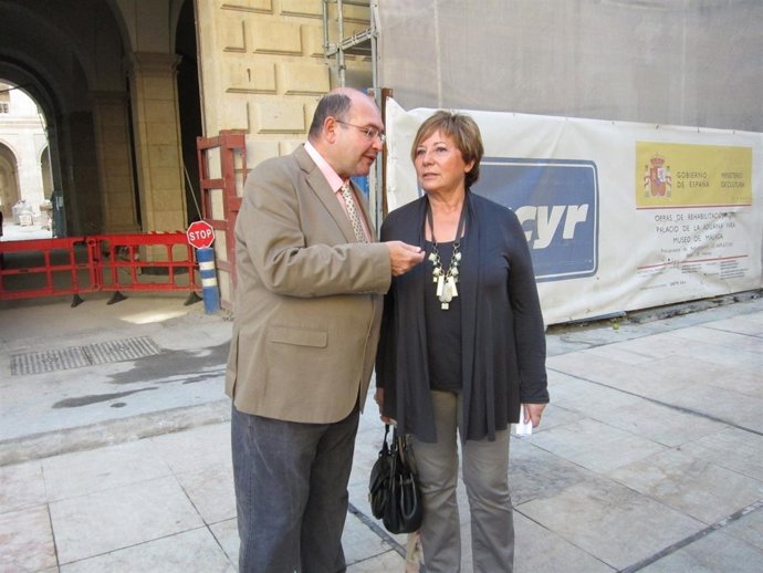 Antonio Garrido Y Celia Villalobos (PP)