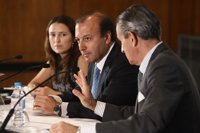 Mesquida reconoce la "incertidumbre" que rodea al sector turístico de El Hierro