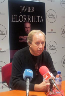 El Director De Cine, Actor, Compositor Y Cantante Javier Elorrieta 