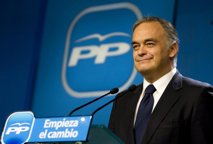 ESTEBAN GONZALEZ PONS