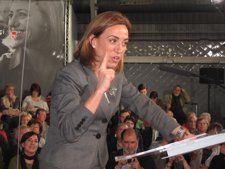 La Candidata Del PSC Carme Chacón En Cerdanyola Del Vallès